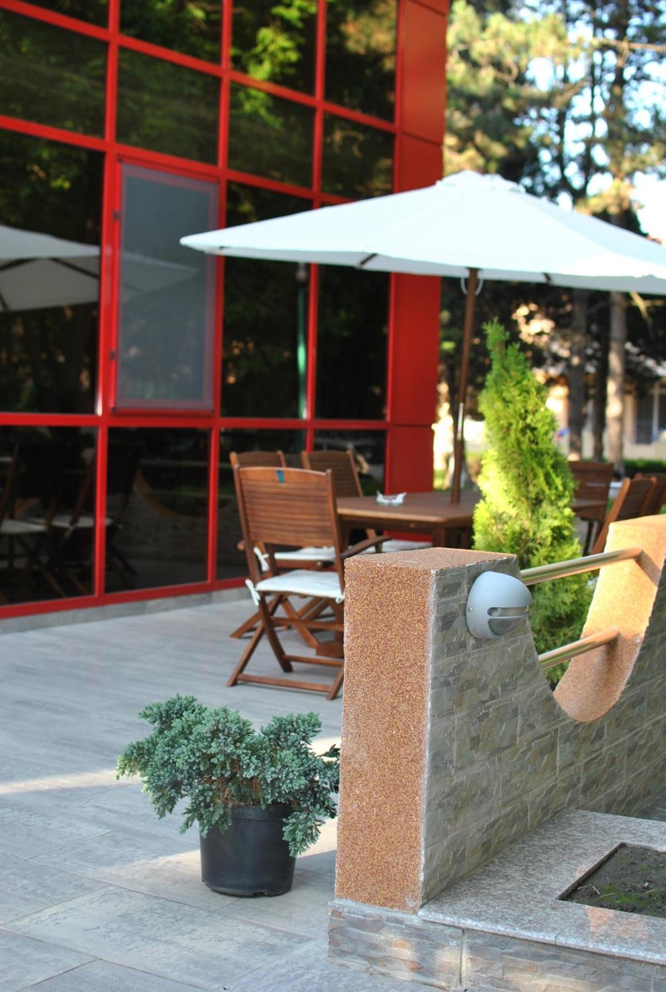 Hotel Dana Амара Экстерьер фото
